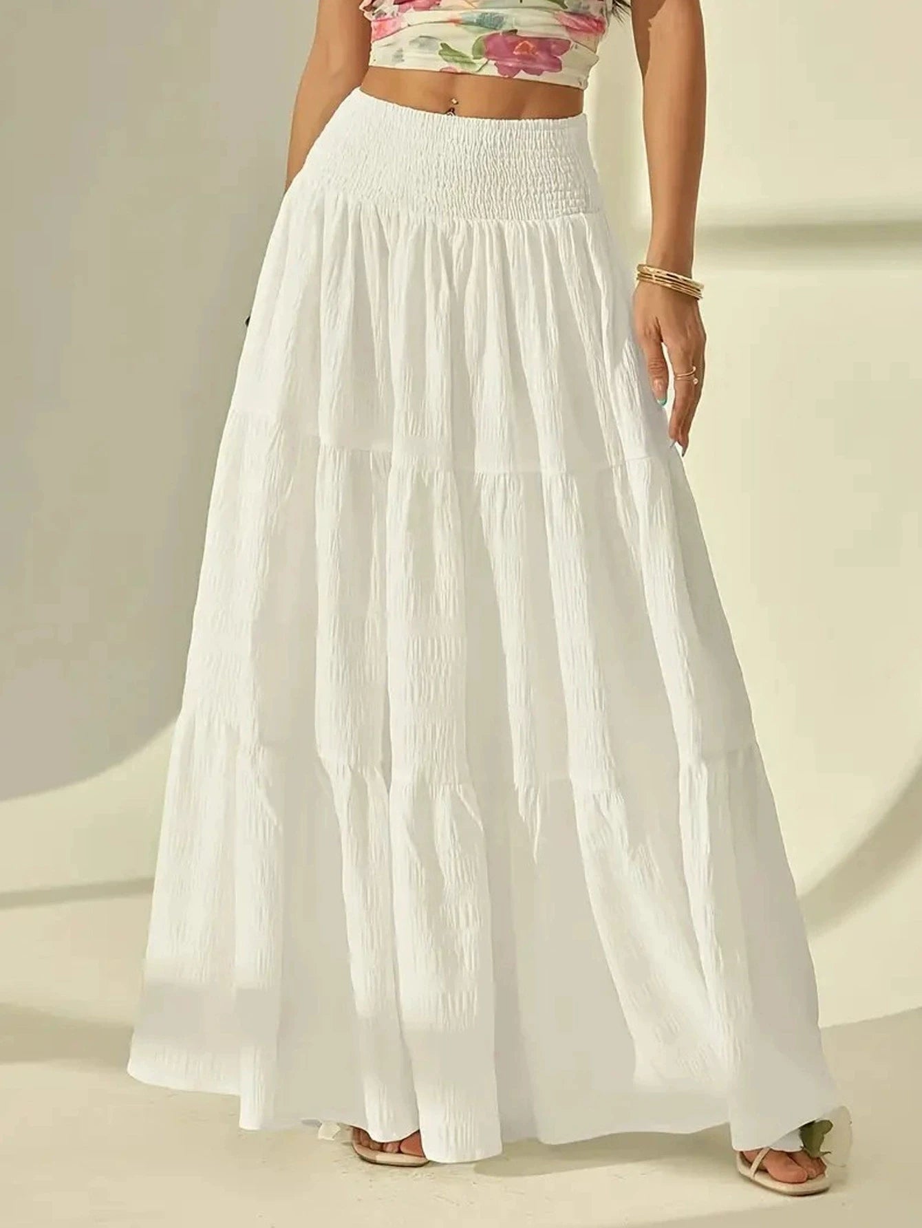 Plus size women's fashionable layered long skirt casual solid color elastic waist women's half skirt holiday date or vacation